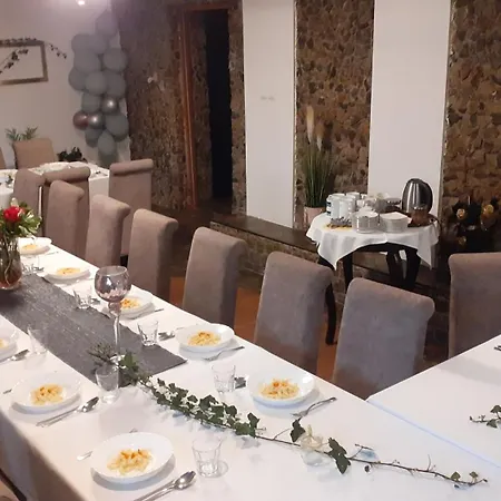 Hotel Galeona - Turystyczny *